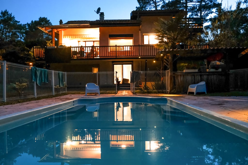 Night view of the villa